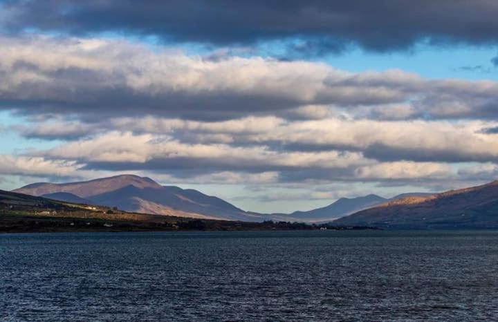 Skellig View Harbour View Sunrise Apartment Portmagee Eksteriør billede